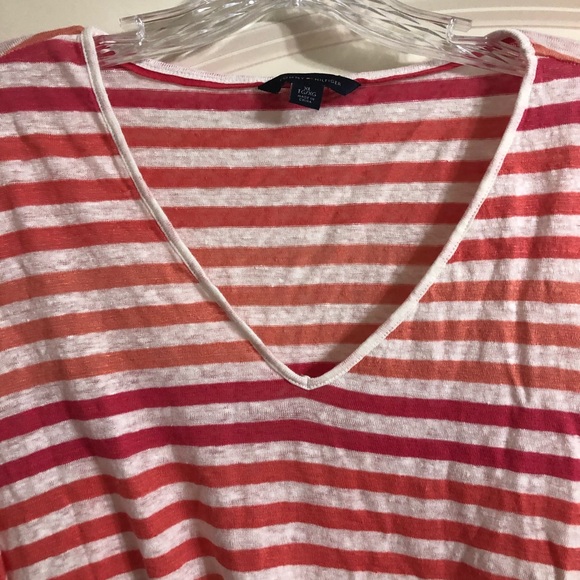 ****SOLD*****Linen Tommy Hilfiger t-shirt - Picture 4 of 7